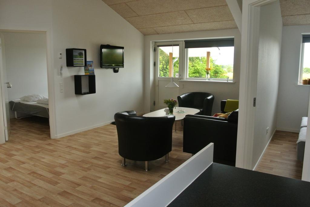 Fitting Landsbyferie Apartments Ворбассе Номер фото